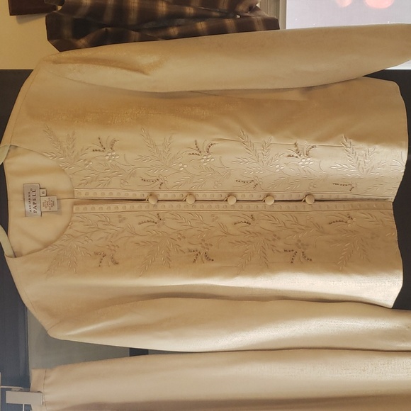 Adriana Papell silk beige Mother of the Bride 2 piece set - Picture 4 of 17